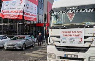 Yardım Tırları Talas’tan Deprem Bölgesine Akıyor