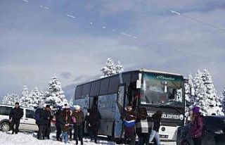 Yarıyıl tatilinin son günlerinde Uludağ’a tatilci...