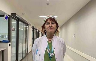 Yoğun bakım doktorundan duygusal sözler: "Etkilenmememiz...