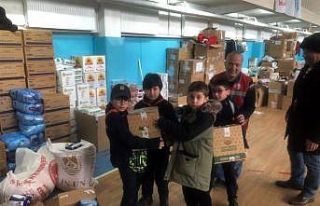 Yozgat’ta öğrenciler depremzede çocuklara oyuncaklarını...