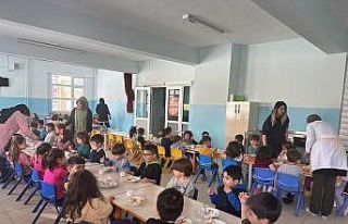 Yozgat’ta öğrencilere ücretsiz yemek uygulaması...