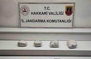 Yüksekova’da 10 kilo 900 gram uyuşturucu ele geçirildi