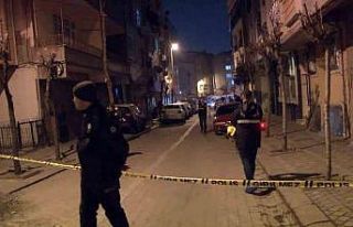 Zeytinburnu’nda silahlı çatışma: 4 yaralı