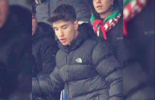 13 yaşındaki çocuk, arkadaşını bıçaklayarak...