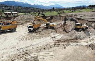 55 gün sonra açılacak Defne Devlet Hastanesi inşasında...