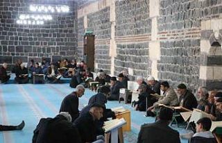 5. Harem-i Şerif’te asırlardır mukabele geleneği...