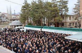 95 yaşındaki gazi annesi son yolculuğuna uğurlandı