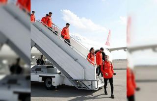 A Milli Futbol Takımı, Erivan’a ulaştı