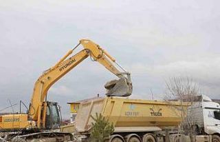 Afşin’de enkaz kaldırma çalışmaları devam...