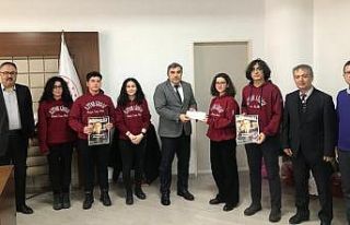 Afyon Lisesi öğrencilerinden duygulandıran bağış
