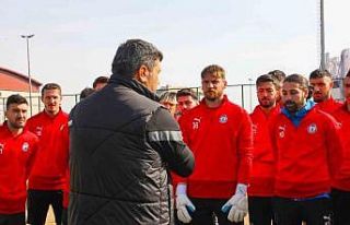 Afyonspor lige verilen arayı antrenmanlar ile değerlendiriyor