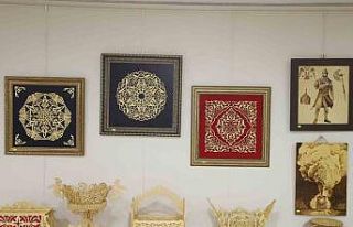 Ahşap El Sanatları Sergisi Kartal Belediyesi’nde...
