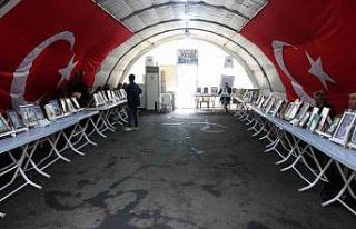 Aileler bin 288 gündür evlatlarını HDP’den istiyor