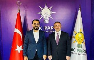 AK Parti SKM Başkanlığına Servet Yılmaz getirildi