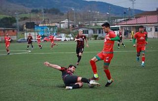 Akınspor şampiyonluk yarışını takip etti