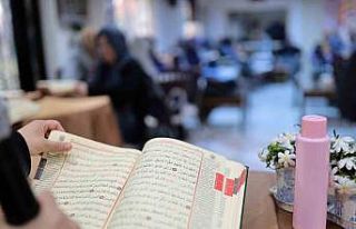 Aksaray’da kadınlara özel mukabele programı