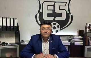 Akyürek, Erzincanspor Kulüp Başkanlığına adaylığını...