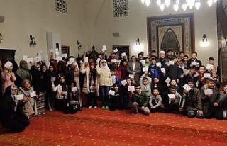 Aldıkları hediyeleri deprem bölgesine gönderdiler