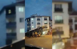 Ankara’da belediye otobüsü çıktığı yokuşta...