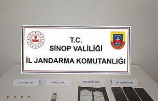 Aracın bardaklığından metamfetamin çıktı