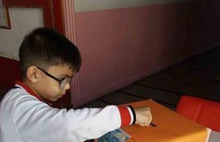 Ardahanlı çocuklar kumbaralarını depremzede akranlarına...