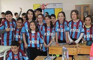 Asbaşkan Ertuğrul Doğan’dan öğrencilere 11...