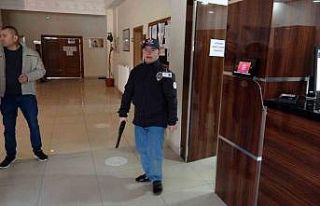 Askerlik hayali kuran depremzede down sendromlu genci...