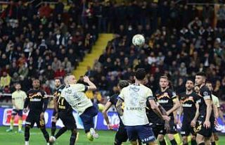 Attila Szalai cezalı duruma düştü