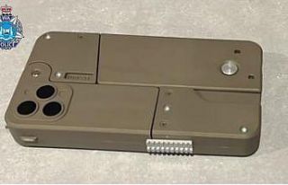 Avustralya’da iPhone şeklinde silah ele geçirildi