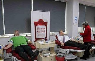 Ayaklı kan bankası 67 kez kan bağışladı