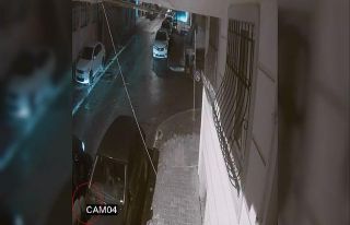 Bağcılar’da far hırsızları kamerada