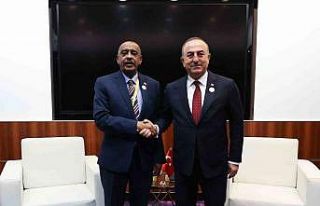 Bakan Çavuşoğlu, Venezuelalı ve Sudanlı mevkidaşlarıyla...
