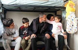 Bakan Kurum: “Tüm ekiplerimizle gece gündüz çalışıyoruz....