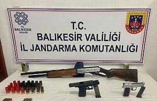 Balıkesir’de polis ve jandarmadan ’Huzur’ operasyonu