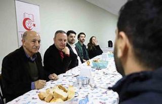 Başkan Alan, depremzedelerle iftarda buluştu