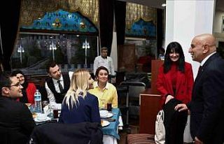 Başkan Altınok, Mahalle başkanlarıyla iftarda...