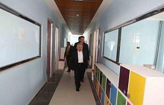 Başkan Büyükkılıç, Çocuk Kütüphanesi Ve Müzik...