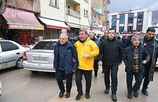 Başkan Büyükkılıç, Elbistan Kayseri Çarşısı’nda...