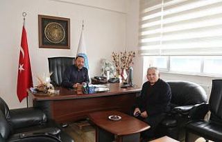 Başkan Büyükkılıç, Kayseri Hali’ni ziyaret...