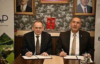 Başkan Demir: “Yeşil Yol’u ilk bitiren il olmaya...