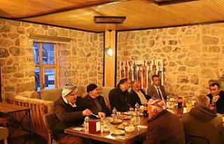 Başkan Ensar Dündar şehit aileleriyle iftarda buluştu