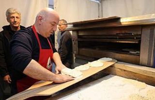 Başkanlığı bir kenara bıraktı: Depremzedeler...