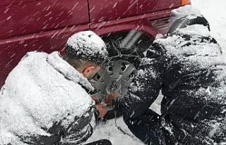 Bayburt’ta kar ve tipi etkili oldu