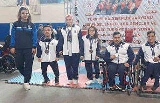Bedensel Engelli Halter sporcuları 5 kupa ile döndüler