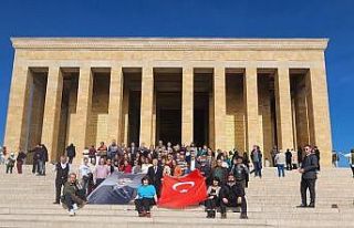 ‘Benim Vekilim İlhan Özcan’ diyen 100 kişilik...