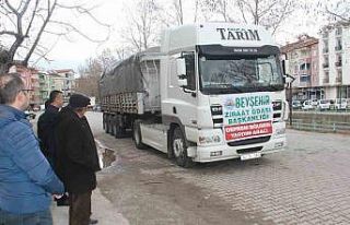Beyşehir’den deprem bölgesine yem yüklü 3. tır...