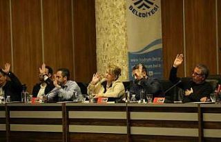 Bodrum’da Belediye Meclisi saygı duruşu ile başladı