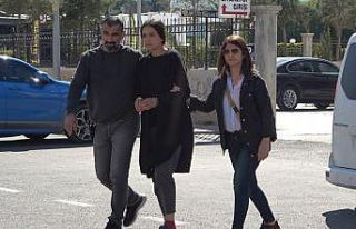 Boşanmak istediği kocasını, kendisini darp edince...