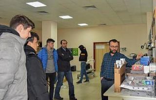 BŞEÜ lise öğrencilerini ağırladı