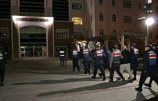 Burdur’da kökünü kurutma operasyonunda 5 şahıs...